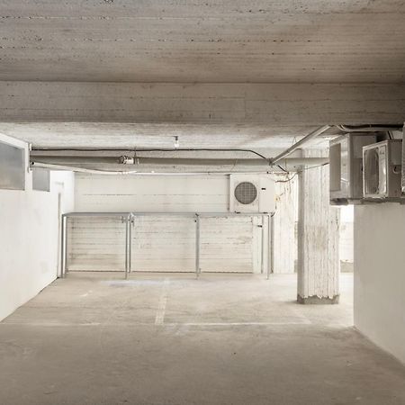 Ferienwohnung Luxurious Bright & Stylish 2Br With Office In Nikosia Exterior foto